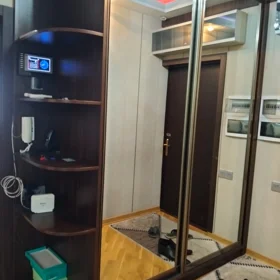 Bakı İnzibati Ərazisi-da 100.0 m2 mənzil kirayə verilir - Şəkil 2