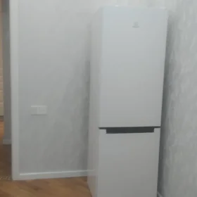 Bakı İnzibati Ərazisi-da 72.0 m2 mənzil kirayə verilir - Şəkil 2