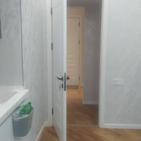 Bakı İnzibati Ərazisi-da 72.0 m2 mənzil kirayə verilir - Şəkil 4