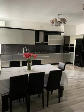 Bakı İnzibati Ərazisi-da 115.0 m2 mənzil kirayə verilir - Şəkil 3