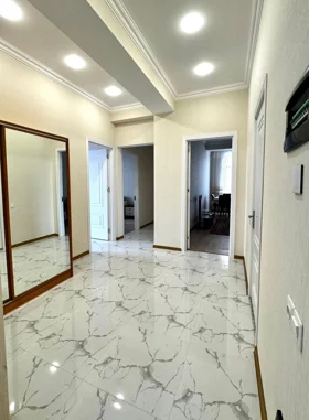 Bakı İnzibati Ərazisi-da 106.0 m2 mənzil kirayə verilir - Şəkil 2