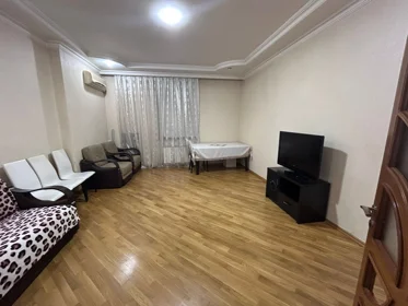 Bakı İnzibati Ərazisi-da 95.0 m2 mənzil kirayə verilir - Şəkil 3