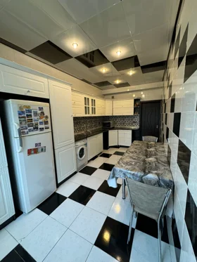 Bakı İnzibati Ərazisi-da 112.0 m2 mənzil satılır - Şəkil 5