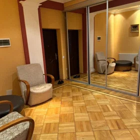 Bakı İnzibati Ərazisi-da 190.0 m2 mənzil satılır - Şəkil 2