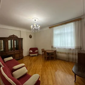 In Bakı İnzibati Ərazisi 90.0 m² apartment is for rent - Image 5