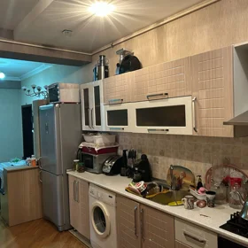 Bakı İnzibati Ərazisi-da 85.0 m2 mənzil satılır - Şəkil 3