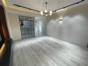 Bakı İnzibati Ərazisi-da 83.0 m2 mənzil satılır - Şəkil 4