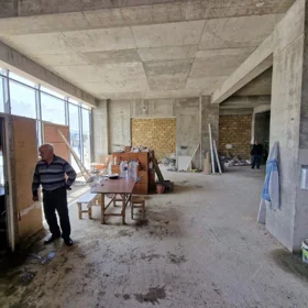 In Baku 200.0 m² commercial is for sale - Image 2