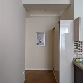 In Baku 95.0 m² apartment is for rent - Image 3