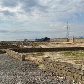 Baku-da nan sot torpaq satılır - Şəkil 2