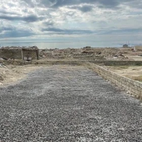 Baku-da nan sot torpaq satılır - Şəkil 4