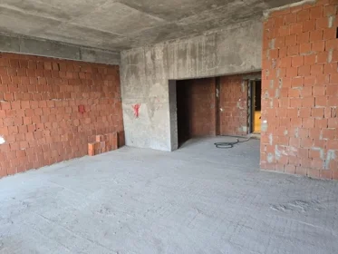 In Baku 74.0 m² apartment is for sale - Image 3