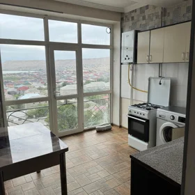 In Baku 87.0 m² apartment is for rent - Image 2