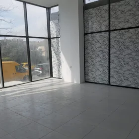 Baku-da 120.0 m2 obyekt kirayə verilir - Şəkil 2