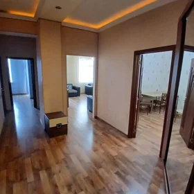 Baku-da 85.0 m2 mənzil kirayə verilir - Şəkil 3
