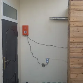 In Baku 75.0 m² house with 3.0 rooms is for sale - Image 2