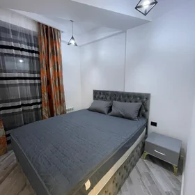 In Baku 70.0 m² apartment is for rent - Image 2