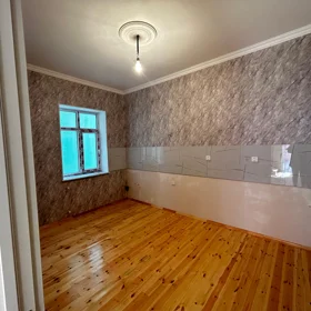 In Baku 140.0 m² house with 4.0 rooms is for sale - Image 5