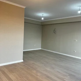 In Baku 97.0 m² apartment is for sale - Image 4