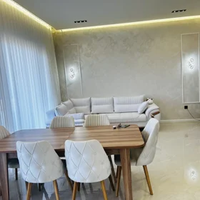 In Baku 76.0 m² apartment is for sale - Image 2