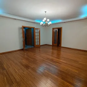 In Baku 75.0 m² apartment is for rent - Image 2