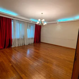In Baku 75.0 m² apartment is for rent - Image 3