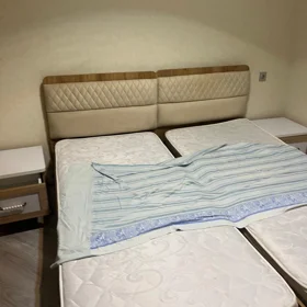 In Baku 90.0 m² apartment is for rent - Image 3