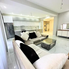 Baku-da 130.0 m2 mənzil kirayə verilir - Şəkil 3