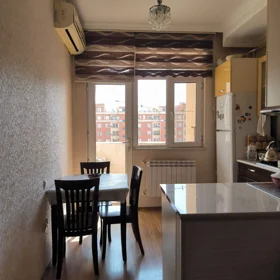 In Baku 65.0 m² apartment is for sale - Image 2