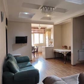 In Baku 65.0 m² apartment is for sale - Image 3