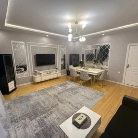 In Baku 200.0 m² house with 3.0 rooms is for sale - Image 4