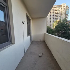 In Baku 164.0 m² apartment is for sale - Image 3