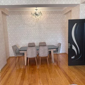 In Baku 90.0 m² apartment is for rent - Image 2