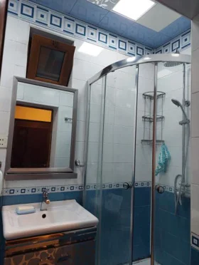 In Baku 65.0 m² house with 3.0 rooms is for sale - Image 5