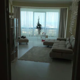 In Baku 100.0 m² apartment is for rent - Image 5