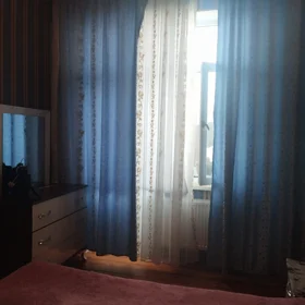 In Baku 90.0 m² apartment is for rent - Image 3