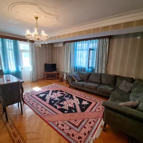 Baku-da 78.0 m2 mənzil kirayə verilir - Şəkil 2