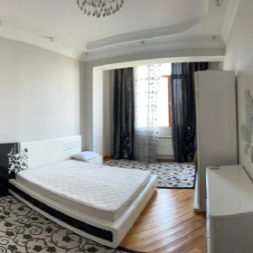 Baku-da 105.0 m2 mənzil kirayə verilir - Şəkil 3