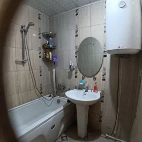 Baku-da 65.0 m2 mənzil kirayə verilir - Şəkil 5