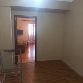 Baku-da 40.0 m2 mənzil kirayə verilir - Şəkil 2