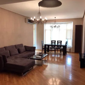 Baku-da 125.0 m2 mənzil kirayə verilir - Şəkil 2