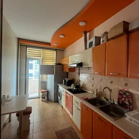 In Baku 100.0 m² apartment is for rent - Image 3