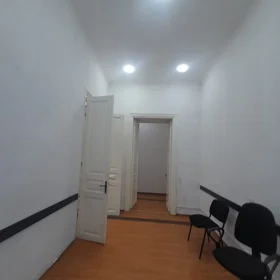 In Baku 110.0 m² commercial is for rent - Image 5