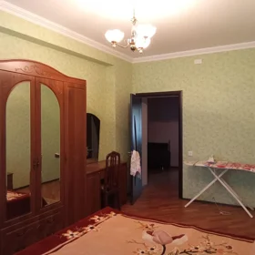 Baku-da 90.0 m2 mənzil kirayə verilir - Şəkil 4