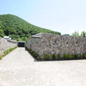 Quba-da 5.0 otaqlı 300.0 m2 bağ satılır - Şəkil 2