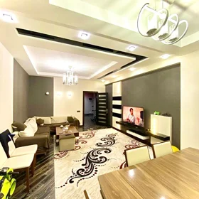 In Baku 135.0 m² apartment is for rent - Image 3