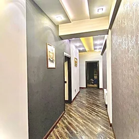 In Baku 135.0 m² apartment is for rent - Image 4