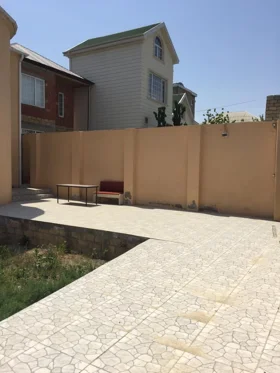 In Baku 200.0 m² house with 6.0 rooms is for sale - Image 2
