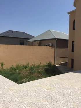 In Baku 200.0 m² house with 6.0 rooms is for sale - Image 3