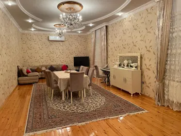 In Baku 450.0 m² house with 6.0 rooms is for sale - Image 4